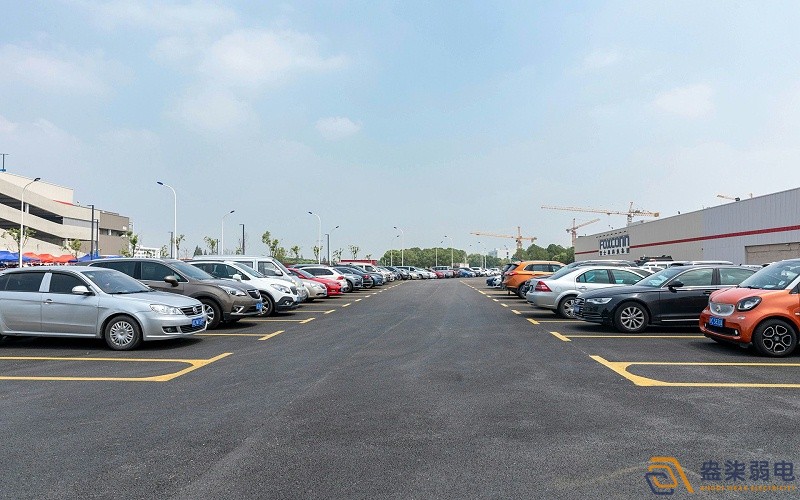 地面停車場車位監(jiān)控應(yīng)該如何選擇？